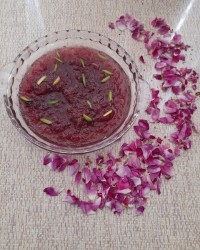 مربای گل سرخ