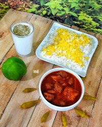 خورش آلو زرشک با مرغ