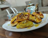 نان با مغز خرما و گردو