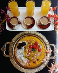 کیک پرتقال با کرم زعفرانی