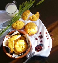 کلوچه کشمشی دارچینی