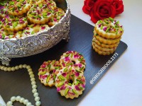 رینگ پسته وشکلات (مدرن)تردی محشرررش واقعا چشم نوازه