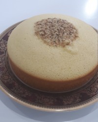 کیک یزدی که من داخل قالب کیک ریختم