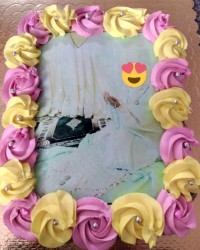 کیک جشن تکلیف ?