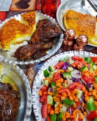 مرغ با سس انار و شیره