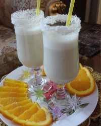 اسموتی شیر موز نارگیلی