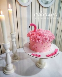 کیک دخترانه کیک فلامینگو با گل طبیعی