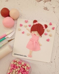 دختر فوندانتی