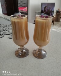 نوشیدنی مغذی شیر زعفرانی