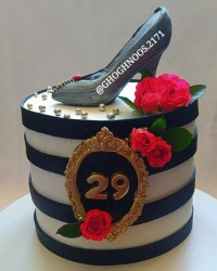 کیک تولدم لطفا ورق بزنید خوشگلا ⁦♥️⁩