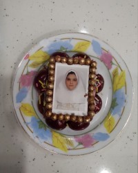 اولین خامه کشی من با نوتلا روی بیسکویت