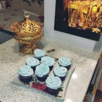 کاپ کیک شکلاتی خامه ای