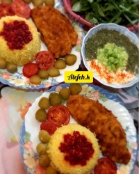 شینسل مرغ با پلوی زعفرونی و مخلفات