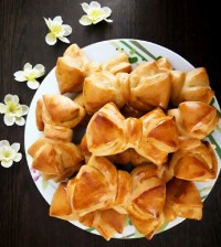 نان پاپیونی با خمیر جادویی