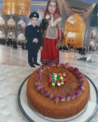 کیک گلاب وزعفران