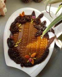 حلوا سه آرد با شیره خرما