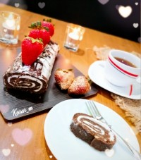 رولت با کیک آماده