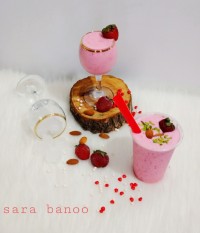 شیک توت فرنگی