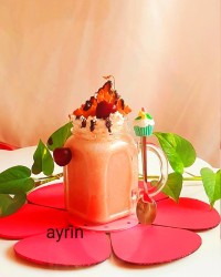 میلک شیک موزی شکلاتی