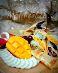 کرپ لقمه ایی میوه ایی شکلاتی