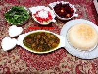 خورشت آلو اسفناج