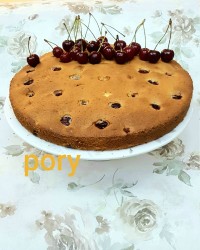 کیک آلبالو اسفنجی
