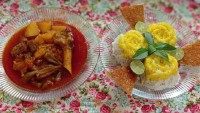 خورشت گوشت وبامیه ،برنج ..