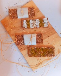 اسنک موز و خرما