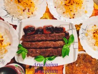 کباب کوبیده با ته دیگ سیب زمینی رنده وکنجدهمسری پز