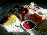 مربا گل سرخ