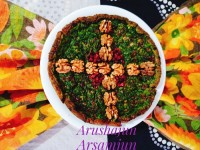 کوکو سبزی و زرشک وگردو