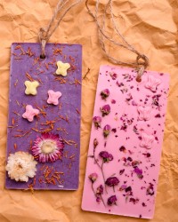 شکلات تخته ای مغز دار