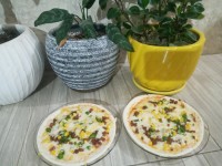 پیتزاباخمیراماده برای دخترم وبرادرزاده وخواهرزاده ام