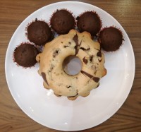 کیک اسفنجی دو رنگ