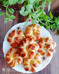 پیراشکی گوشت و عدس