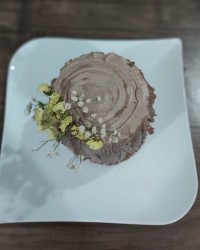 کیک تنه درخت