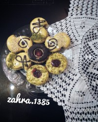 شیرینی تقدیم به نازنین های قلبم..♡