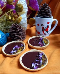 تارت تویکس باکارامل وشکلات