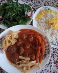 خوراک گوشت قلقلی با هویج و سیب زمینی