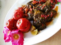 دلمه برگ مو دلمه گوجه فرنگی