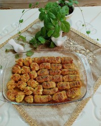 باقلوا بقچه گردو باقلوا شیر عسلی