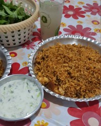 پلو مخلوط ،ماست خیار " عکس آخر شربت آبلیمو طبیعی"