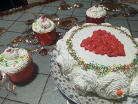 کیک وکاپ کیک سالکردازدواجمون