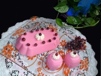 ژله ماست و خامه