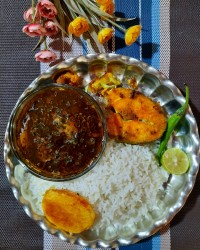 چلو ماهی با قلیه تن ماهی