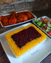 زرشک پلو قالبی و مرغ رستورانی