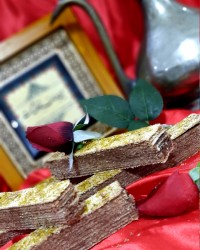 شیرینی میکادو پست تقدیمی ورق بزنید?