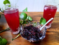 شربت و مربا شاه توت