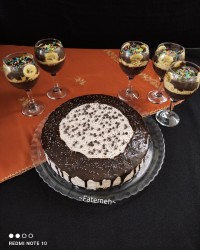 کیک بدون فر و همزن ودسر ساندی شکلات