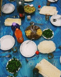 سفره شام مهمانی